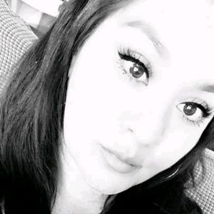 Meet your Posher, Becky